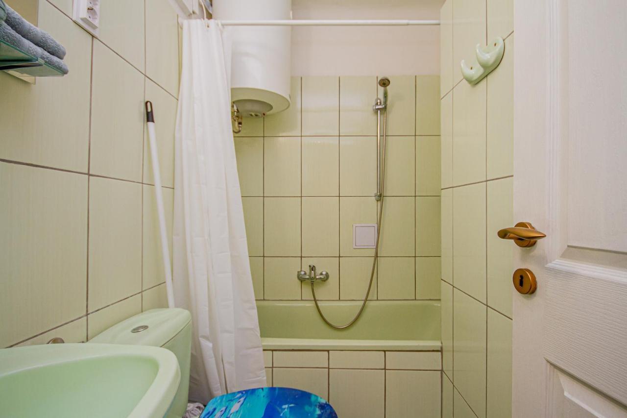 Urania Apartment Budapest Exteriör bild