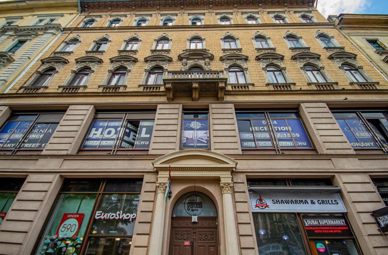 Urania Apartment Budapest Exteriör bild